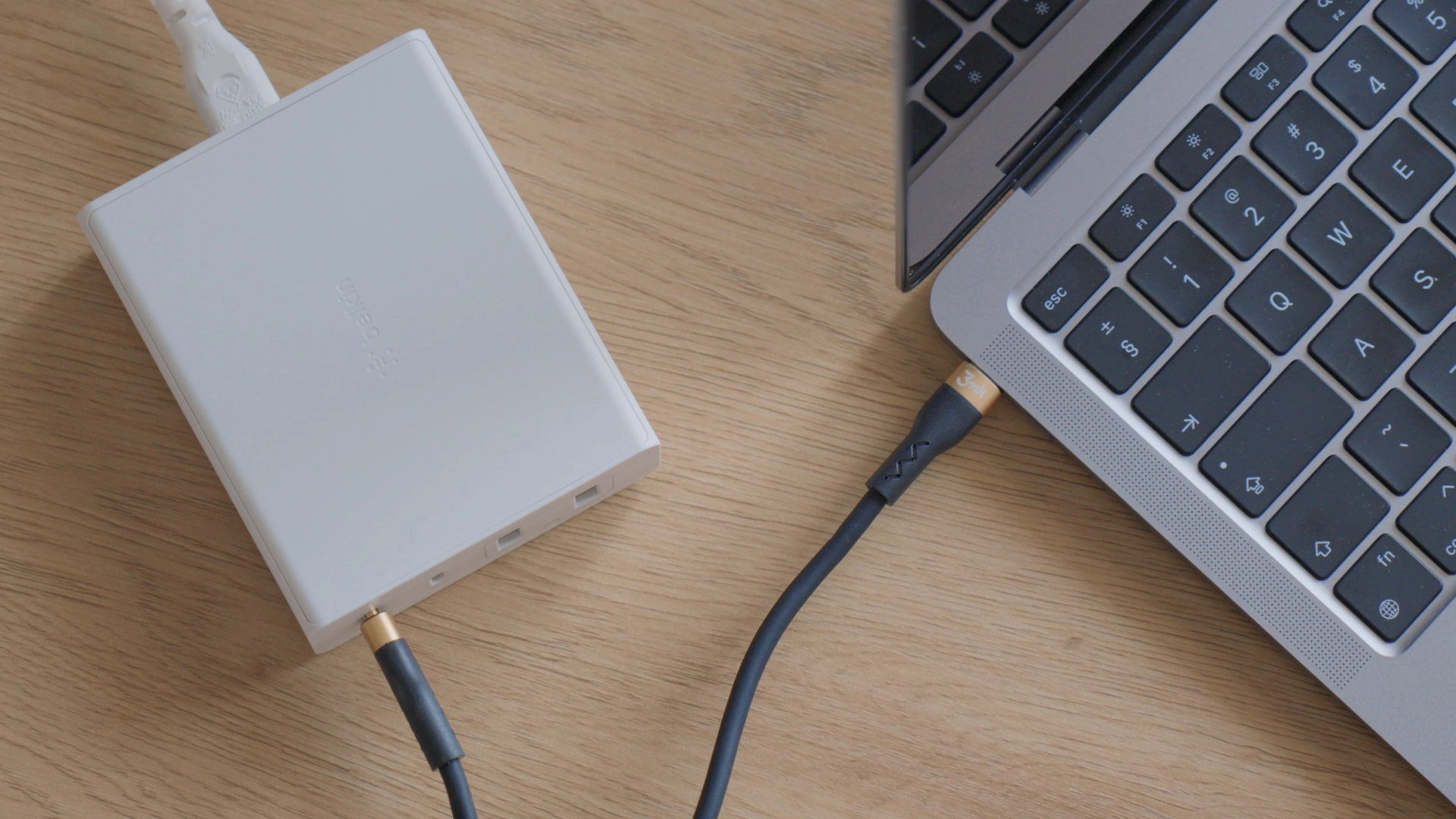 macbook-air-m1-recenzja